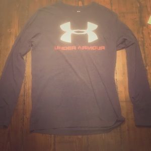 Grayish blue long sleeve tee